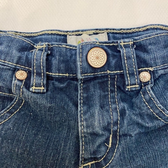 Circo Girls Jeans Sz 4 Slim Design Pockets EUC - Picture 3 of 6